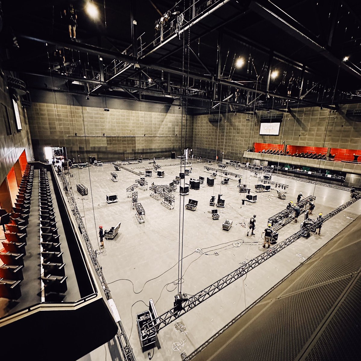 Las canchas están casi preparadas

Las cachas en el torneo #WPTAmsterdamOpen están siendo preparadas para el gran torneo que empieza mañana

Via - <a href="/WorldPadelTour/">World Padel Tour</a> 

#padel #Deporte #Deportes #tendencia #tendencias #padel #WPTAmsterdamOpen