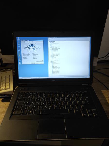 reactos's tweet photo. #ReactOS LiveUSB works on Dell Latitude E6440!
USB (including mouse and mass storage devices) and  built-in keyboard work.
SSD is not detected.
Touchpad and pointing stick, networking, GPU and sound don't work.
Test: Jimkoutso https://t.co/bSClMbllZK