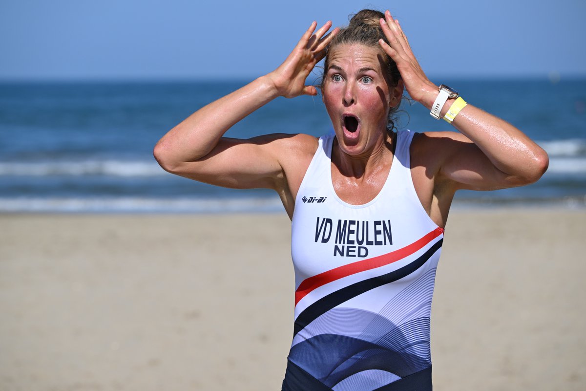WorldRowing's tweet photo. Janneke van der Meulen and Karien Robbers 🇳🇱 are World Champions in the Coastal Women's Double Sculls!

#WRCC #WRCoastal https://t.co/qvC7NRcaHW