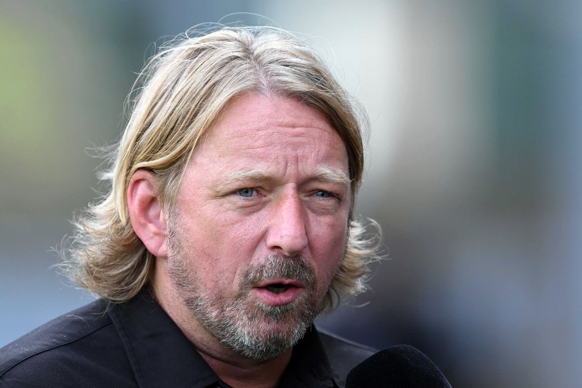 Lucatj_'s tweet photo. Wie is…de mol. Stemmen kan vanaf vanmiddag in de #Ajax app 💯 https://t.co/q5nyy5uzjQ