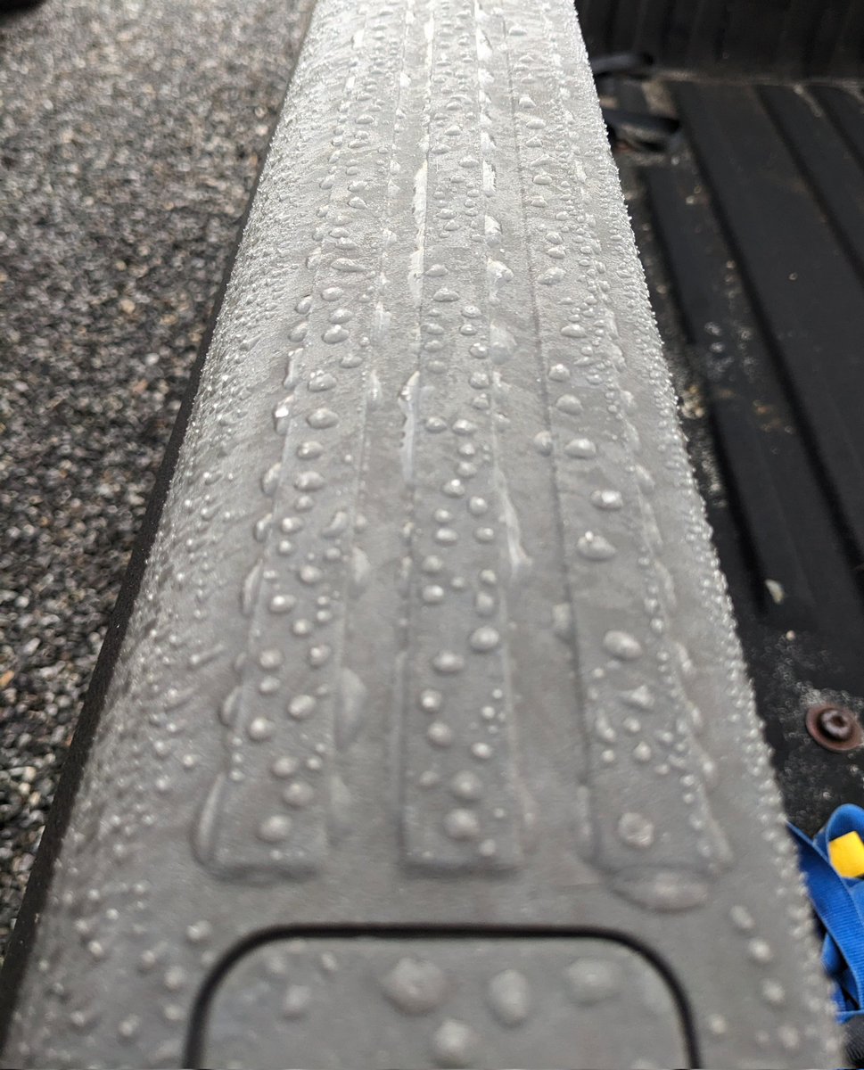 localyokelwx's tweet photo. First Frost on 10.8.23
#waynesville #WAYN https://t.co/cjvMEkwpP8