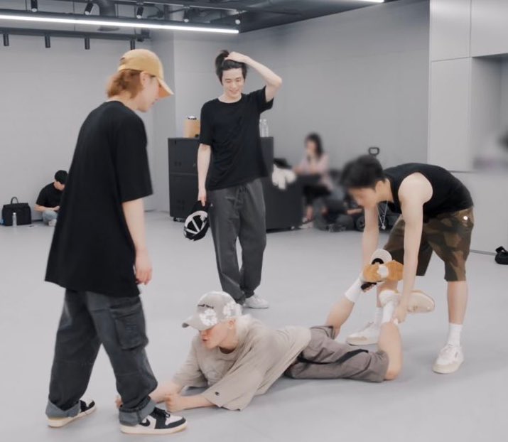 ตอนเค้าง้อ                     ตอนง้อเค้า