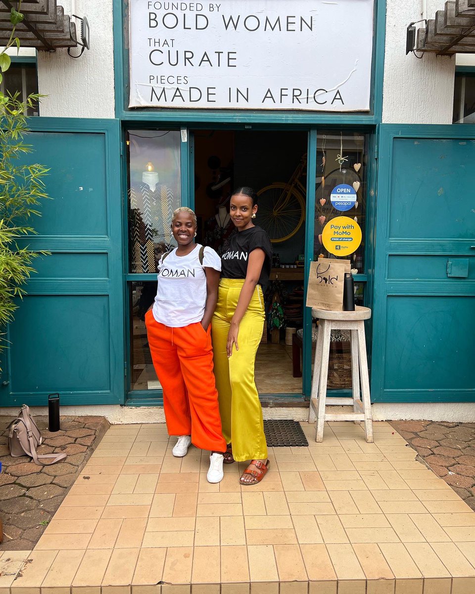 ENakaziba's tweet photo. Happy Sunday BOLD PEOPLE🥰 https://t.co/tmJC1Kr0DH