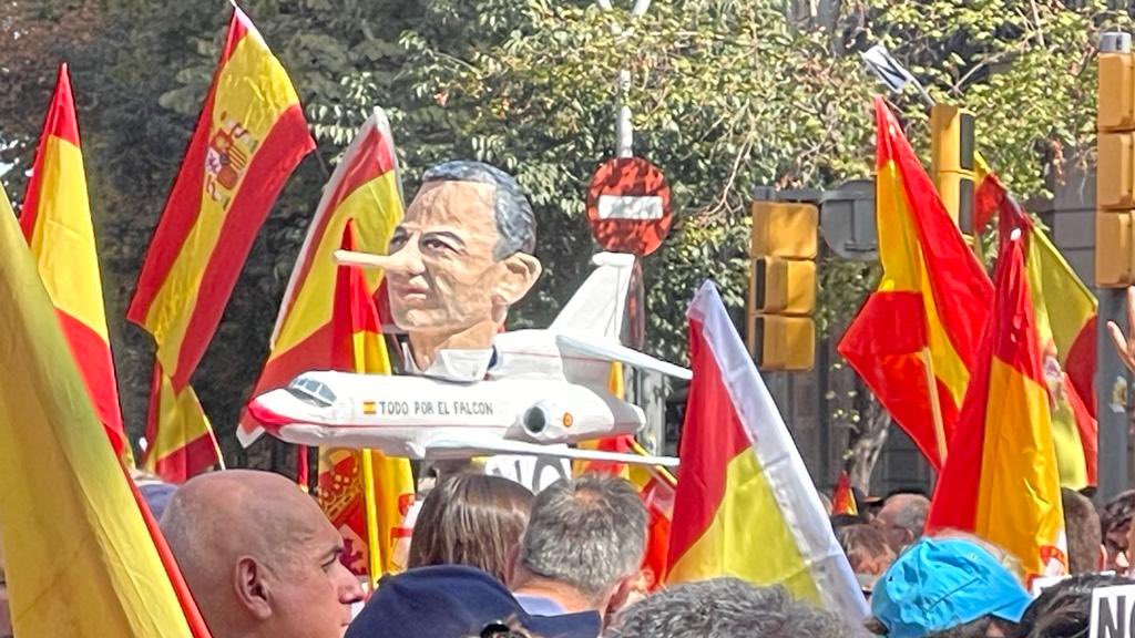 Barcelona - Sociedad Civil Catalana convoca una manifestación contra la amnistía en Barcelona+HD - Página 6 F76kap8WcAA0TL8?format=jpg&name=medium