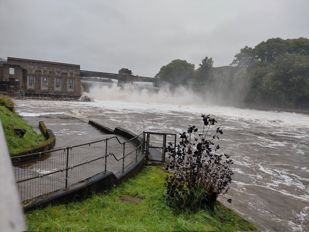 hydrometrist's tweet photo. Tummel at Port-na-Craig https://t.co/rnDhc0RBVr