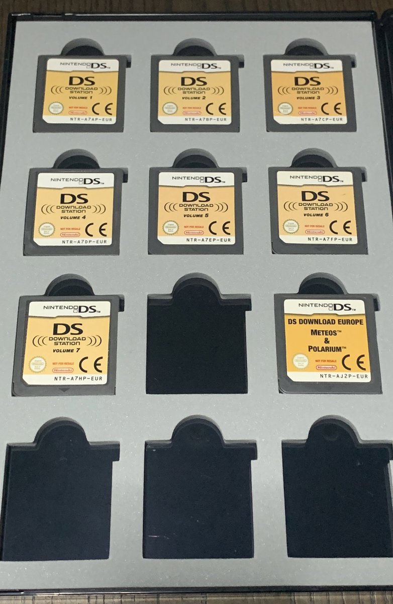 blackbe38744062's tweet photo. Nintendo DS Download Station VOLUME 6&7 EUR Version
を入手しました!
残すは、またしてもVOL8です
出品されてるのを見た事がない…
#Nintendo #DS #DownloadStation #NFR #NintendoZone #任天堂 #DS #ニンテンドーゾーン #ダウンロードステーション #非売品 #レトロコンシューマー愛好会 https://t.co/GtFAULeYf1