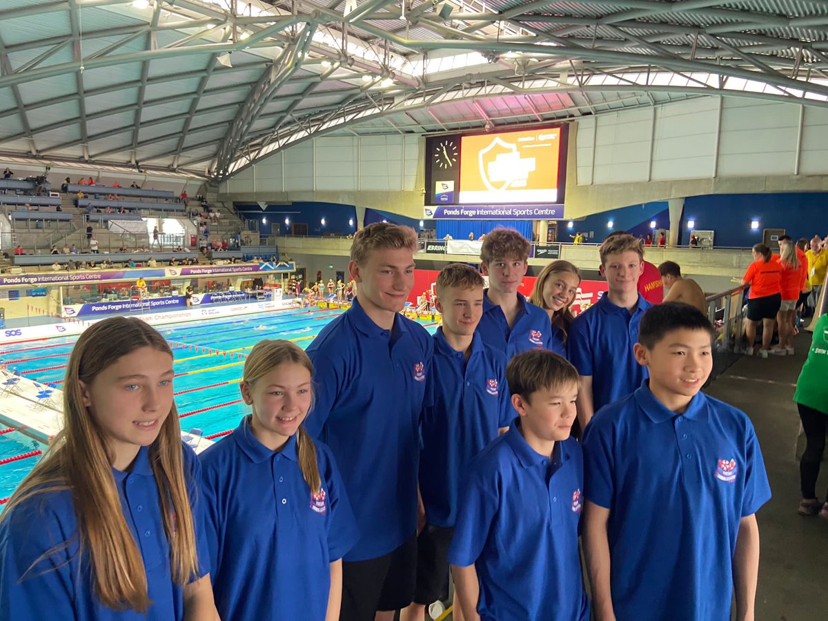 Good luck to the 9 Leeds swimmers part of the <a href="/YorkshireSwimm2/">Yorkshire Swimming Association</a> team racing at the <a href="/Swim_England/">Swim England</a> County Team Champs! 

#AboveAllATeam 
#LeedsCityCouncilSTS
#SEPerformanceCentre🏴󠁧󠁢󠁥󠁮󠁧󠁿 
#LEEDS🔵🟡