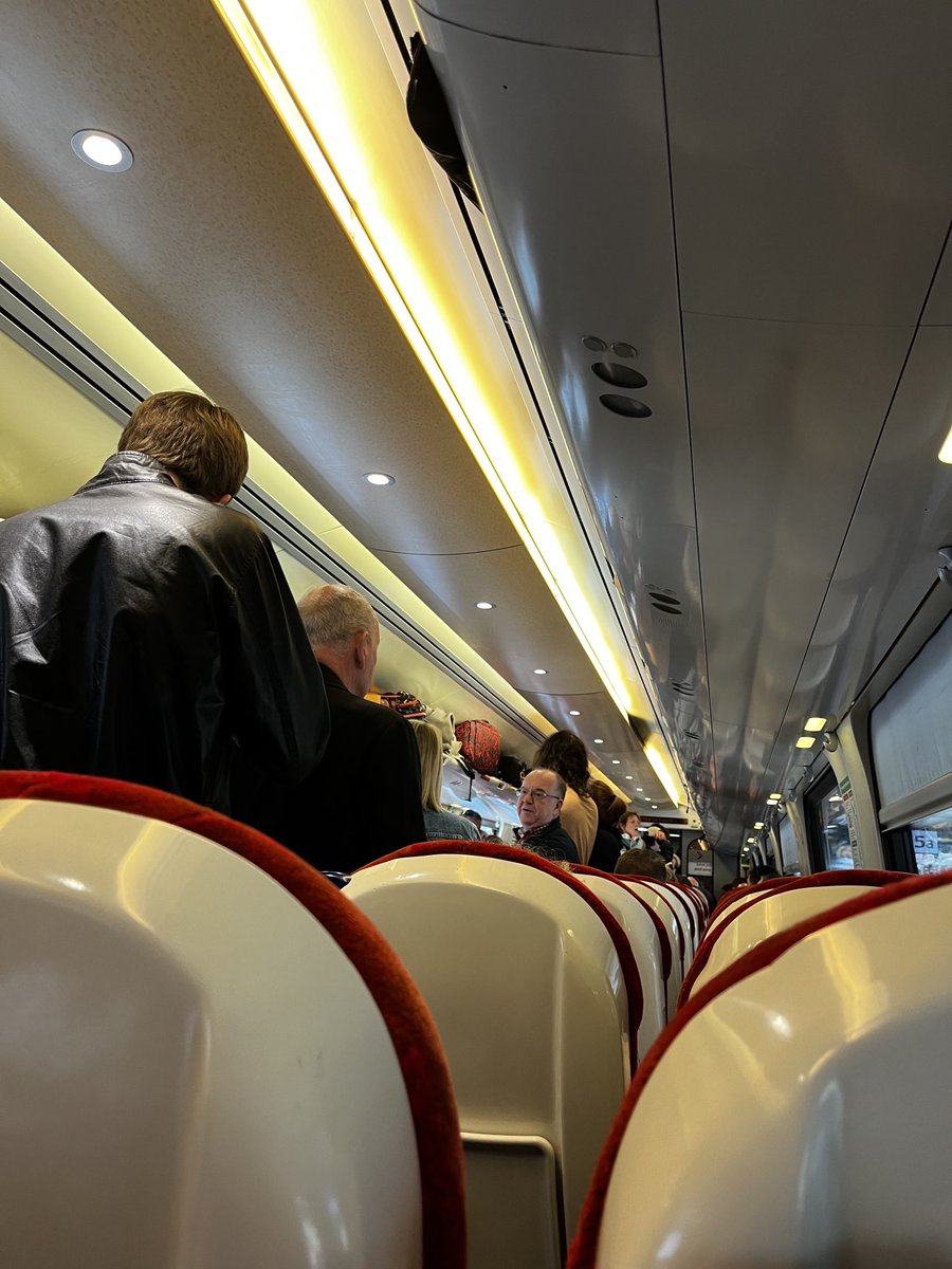 ⁦<a href="/CrossCountryUK/">CrossCountry Trains</a>⁩ - not acceptable - 5 coaches from Newcastle to Plymouth! Ticket paid was over £130.00.
