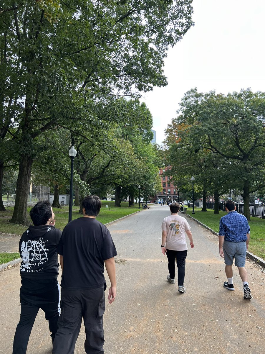 Lear 🇰🇷 tweet media