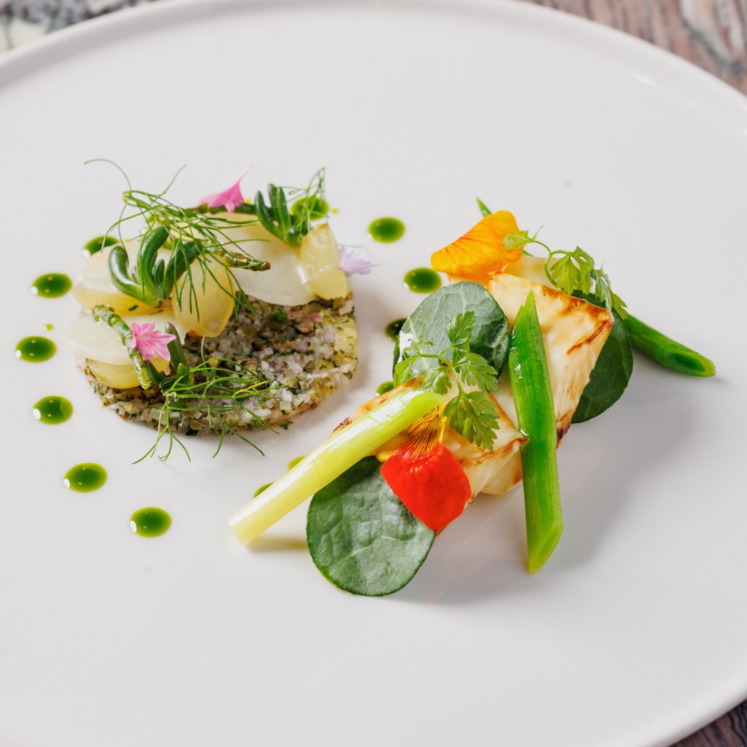 RestaurantAdams's tweet photo. 🌱 Explore a world of delicious options with our vegan and vegetarian delights

We have vegan and vegetarian options across all of our menus, simply let us know at the time of booking https://t.co/aNf2tPEQHC