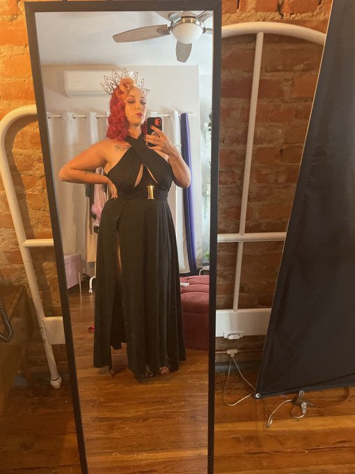 Bts from yesterdays shoot that I barely made it to in time. Thank you flash flooding. https://t.co/3