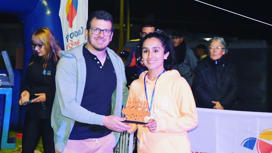 claucelo1's tweet photo. 🏃🏻♀️PROGRESO CORRIÓ 🏃🏼♂️
Hermosa jornada deportiva se vivió en Progreso con las 10k nocturna de la AAU, en familia y entre amigos la gente se acercó y disfrutò.
#MunicipioProgreso https://t.co/AA8Hb9CCNu