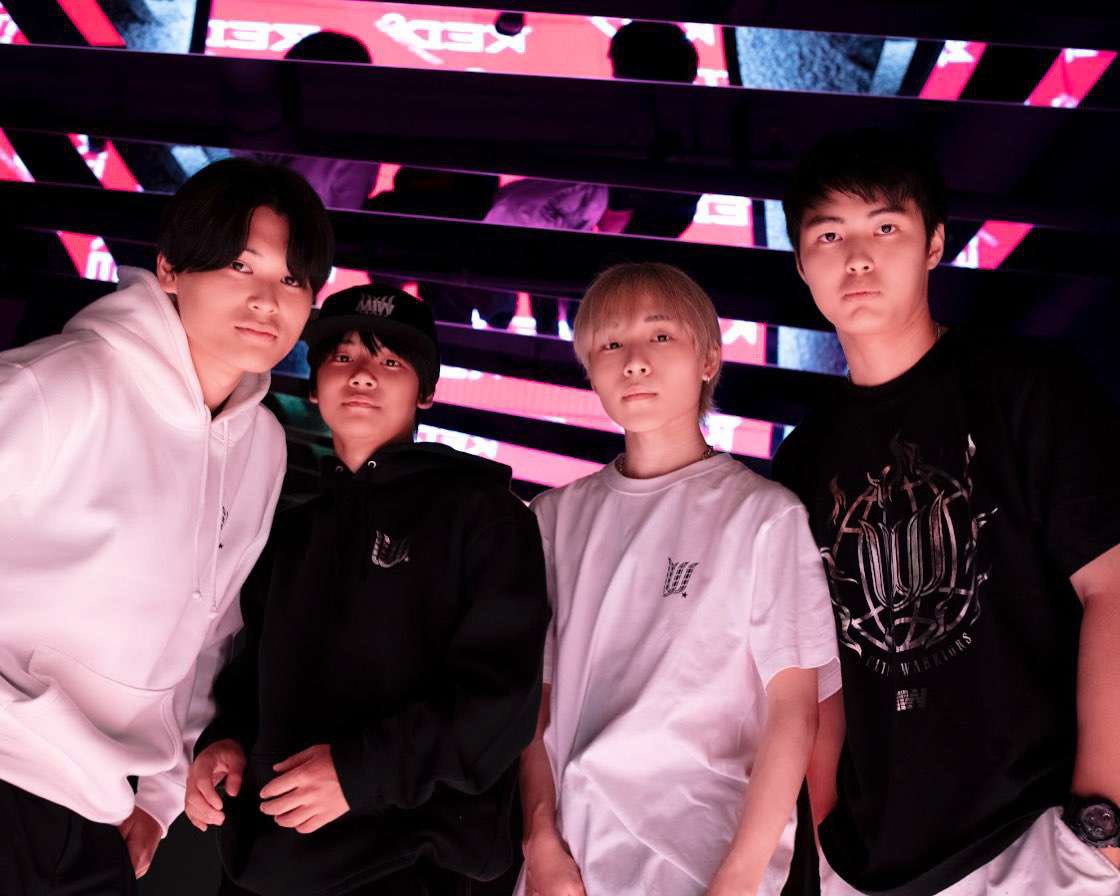 UW_esports's tweet photo. ／
　世界大会出場🏆
＼

デンマーク🇩🇰に向けて本日出発！

選手達の応援をよろしくお願いします。

#UWWIN #UW https://t.co/4TVrVl8v6t