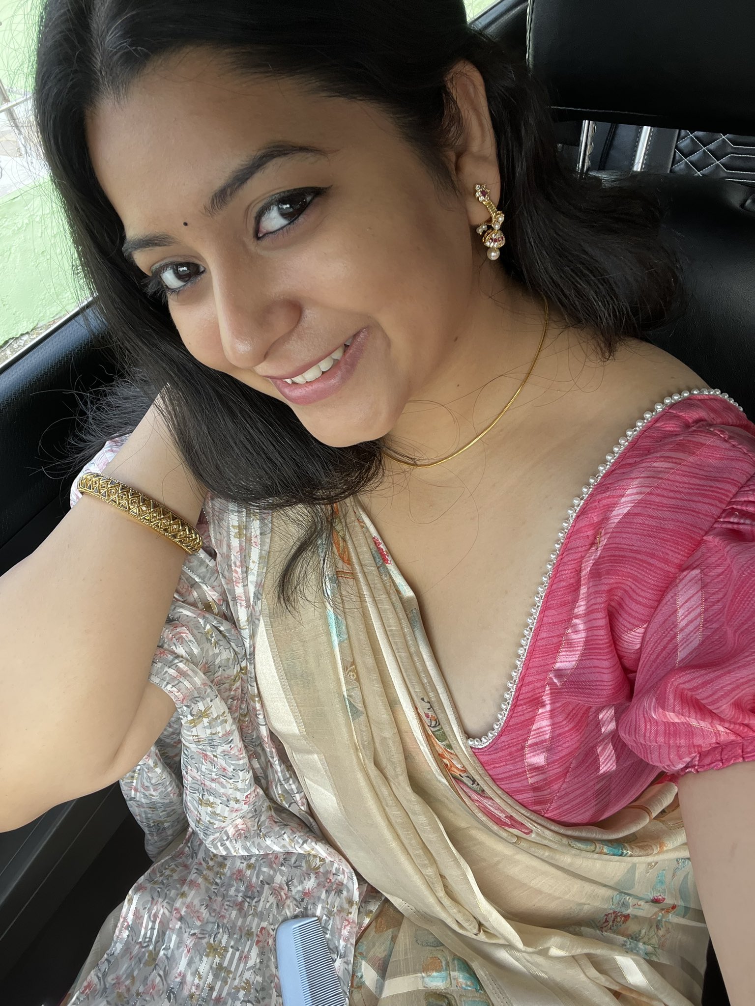 F76pY41bkAADixF?format=jpg&name=large