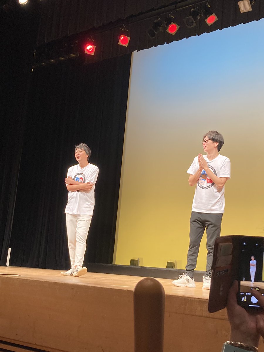 azztEZfHMRIhzC8's tweet image. #磁石単独ライブ
 #SpecialTime
単独ライブ行ってきましたーー！
凄く面白かったです（語彙力なくてすみません）
磁石のライブって最初から最後までネタがバラバラのようで繋がっているというか
永沢さんの頭の良さにいつも感心してしまいます！
最後のコント、ほんと最後のところで不覚にも涙出た！