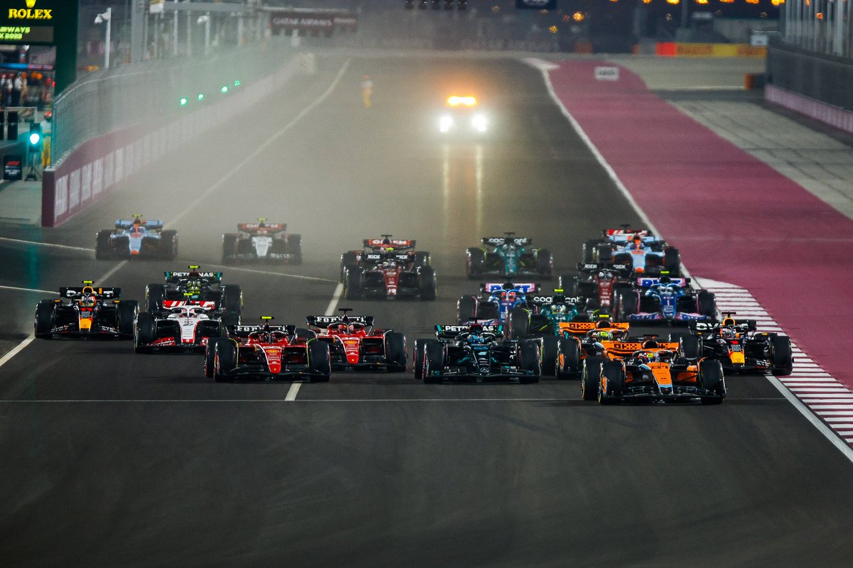 🚨Pirelli ve FIA, #QatarGP için lastiklerin en fazla 18 tur kullanılmasını ve 3 pit yapılmasını zorunlu kıldı! #F1