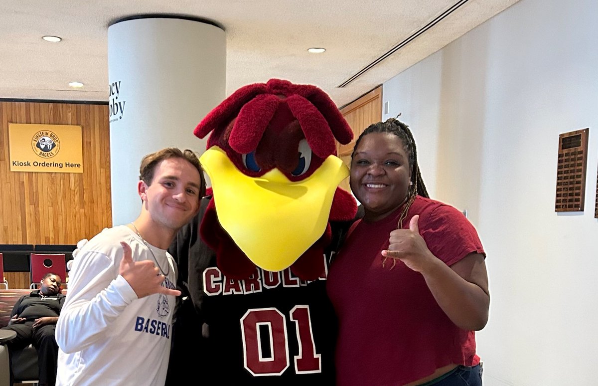 The_Kish85's tweet photo. We had a great visit @UofSC !!!! 
Thank you! https://t.co/90rBKEEfX6