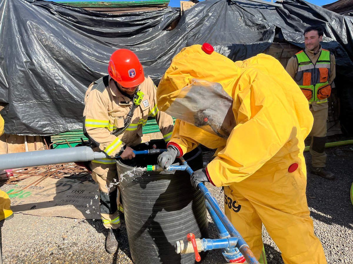 Bomberos Valparaíso tweet media