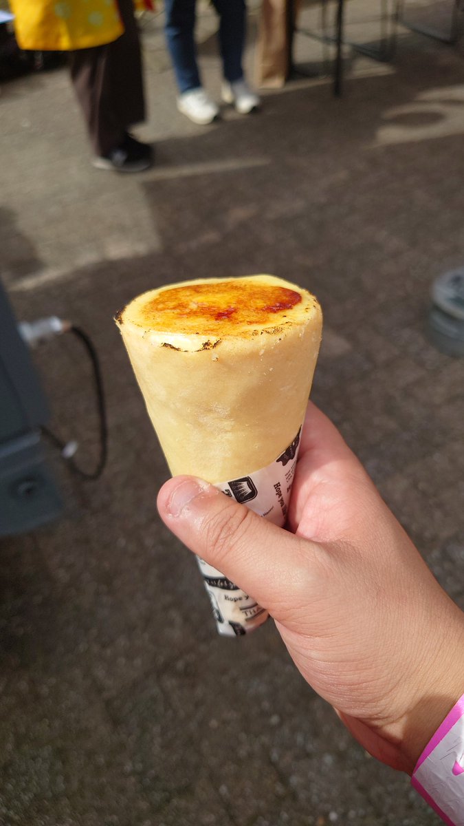 kh_xvi_10_25's tweet photo. ハワスタ初のスタグル其ノ壱ALOHA STYLE、Coffee&Sweetsのアイスブリュレクレープ白(バニラ)( ΦωΦ )
#女子トラ走る
でコーヒー☕もサービス(*´`)
( ゚Д゚)ウマー
#ALOHASTYLE https://t.co/YJ1VTMN2BI
