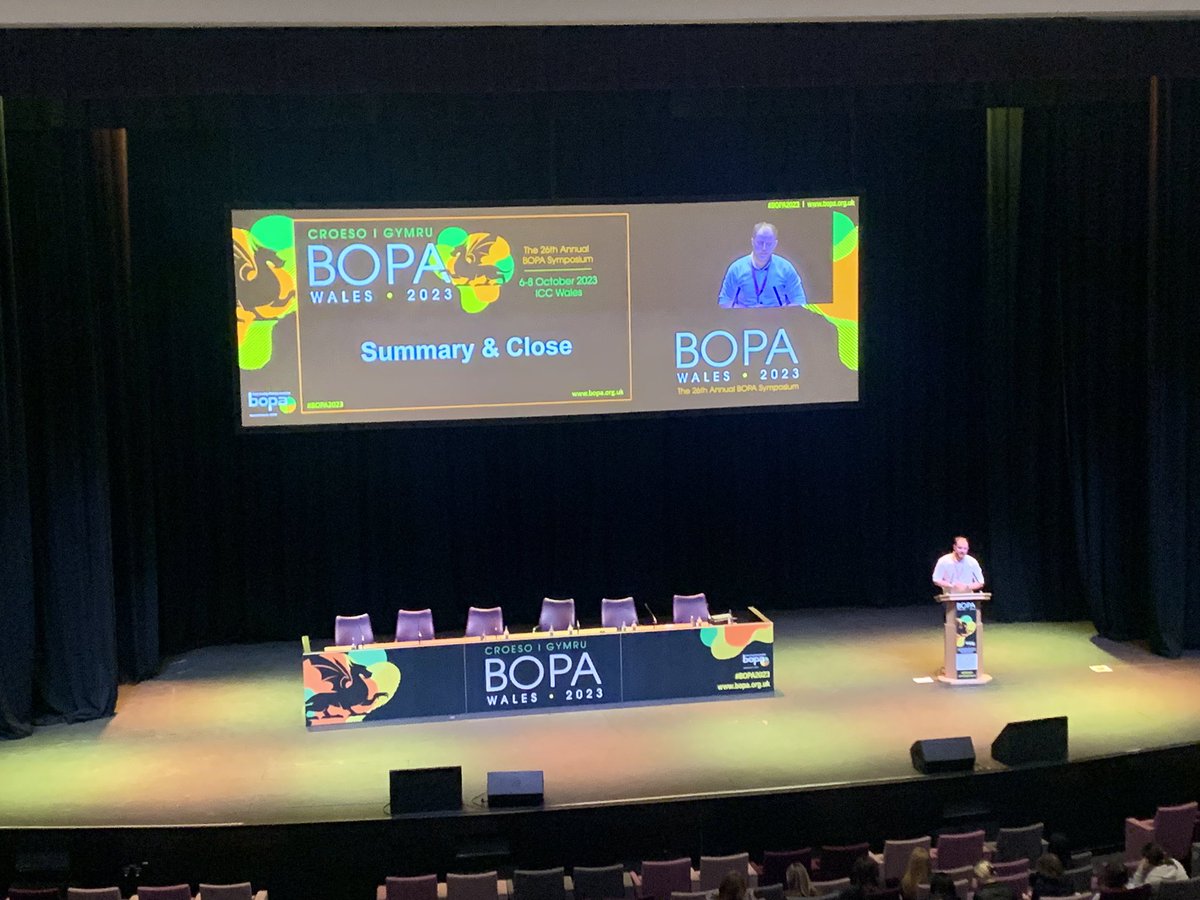 jessic87's tweet photo. Congratulations @joewilliams4689 on your first BOPA conference as chair 😃 https://t.co/bt7pixVu7i