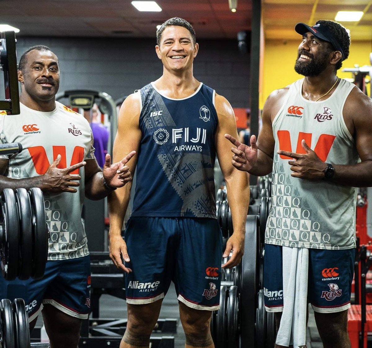 Finally calmed down 😎🤙🏽🇼🇸

Now time to get behind Fiji 🇫🇯🇫🇯🇫🇯