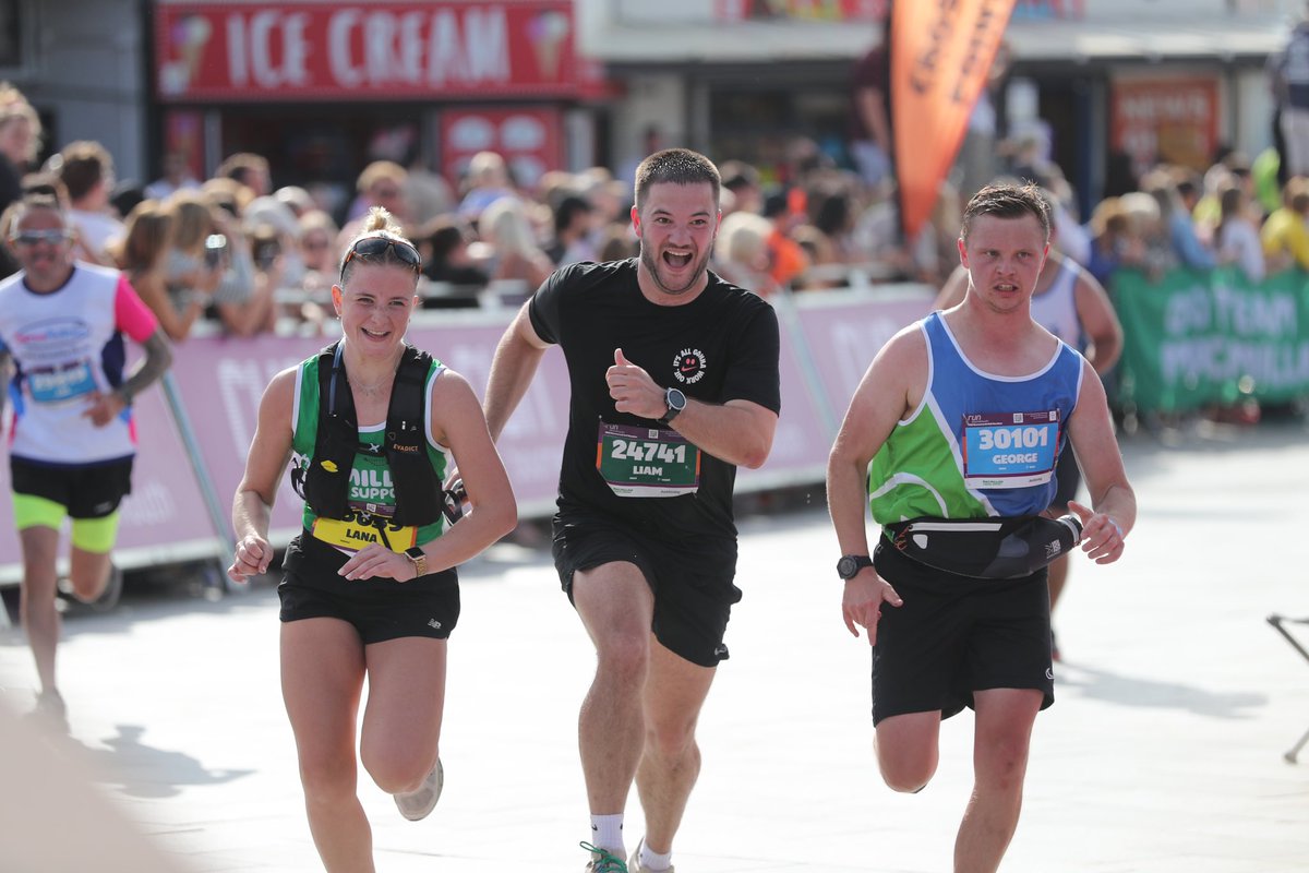RichardCrease's tweet photo. The 2023 #RunBournemouth festival. Half marathon runners reach the finish line at Pier Approach. @Bournemouthecho https://t.co/6VJcAbHpxt