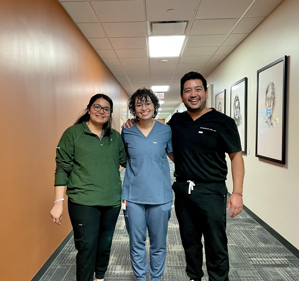 dr_dealba's tweet photo. I returned to #Nebraska just in time to medically assist in my fav. event of the year “the #BinationalHealthWeek” together with outstanding colleagues & medical students. 14years of volunteering & counting! Gracias @ConsulmexOmaha por invitarme.
#PracticingMedicineBeyondTheWalls https://t.co/4mysZegteR