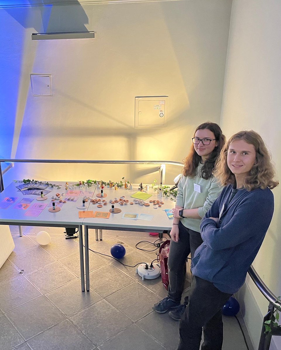 Lange Nacht der Museen 2023🏛️ Part 2🏺

Workshops with scents, tours around the museum and so much more! Nicely orgarnised once more by @ChristidisMaria !🏺

#langenachtdermuseen2023 #archaeology #museum @universityofgraz