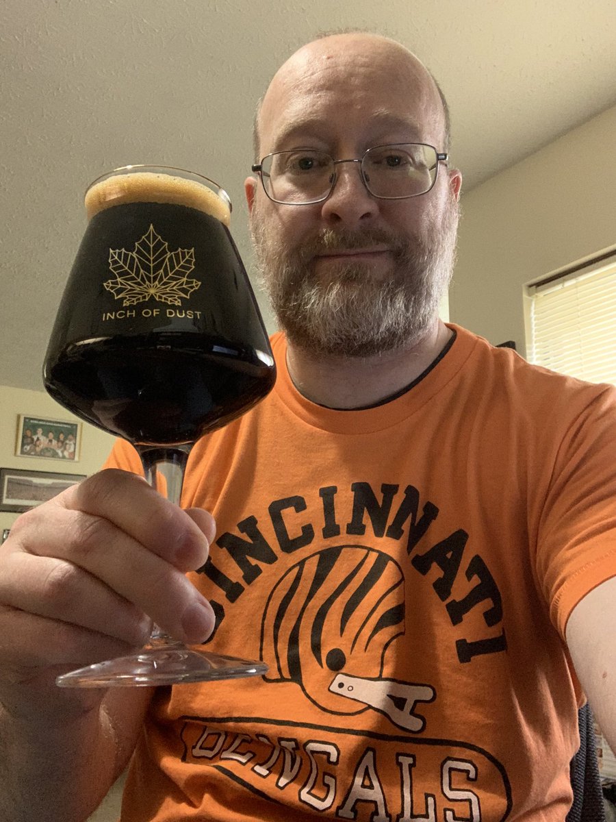 RealBMaxwell's tweet photo. Starting my #stoutsunday #StoutsOnSunday with 2021 @GooseIsland BCBS 😋💪🍻👍 @BertSmedley @ErmiyasDESTA @Kubrickx @impopsy @WayneSundby @RobFromInternet @PaulOBrien10 @CorkBeer @cb_phil @decoreape7 @DKenni @AndyKenny27 @ASFreed @1SickAssFool @RJellyman @BrewGuy_ @qblacklock https://t.co/aWswW6QhcF