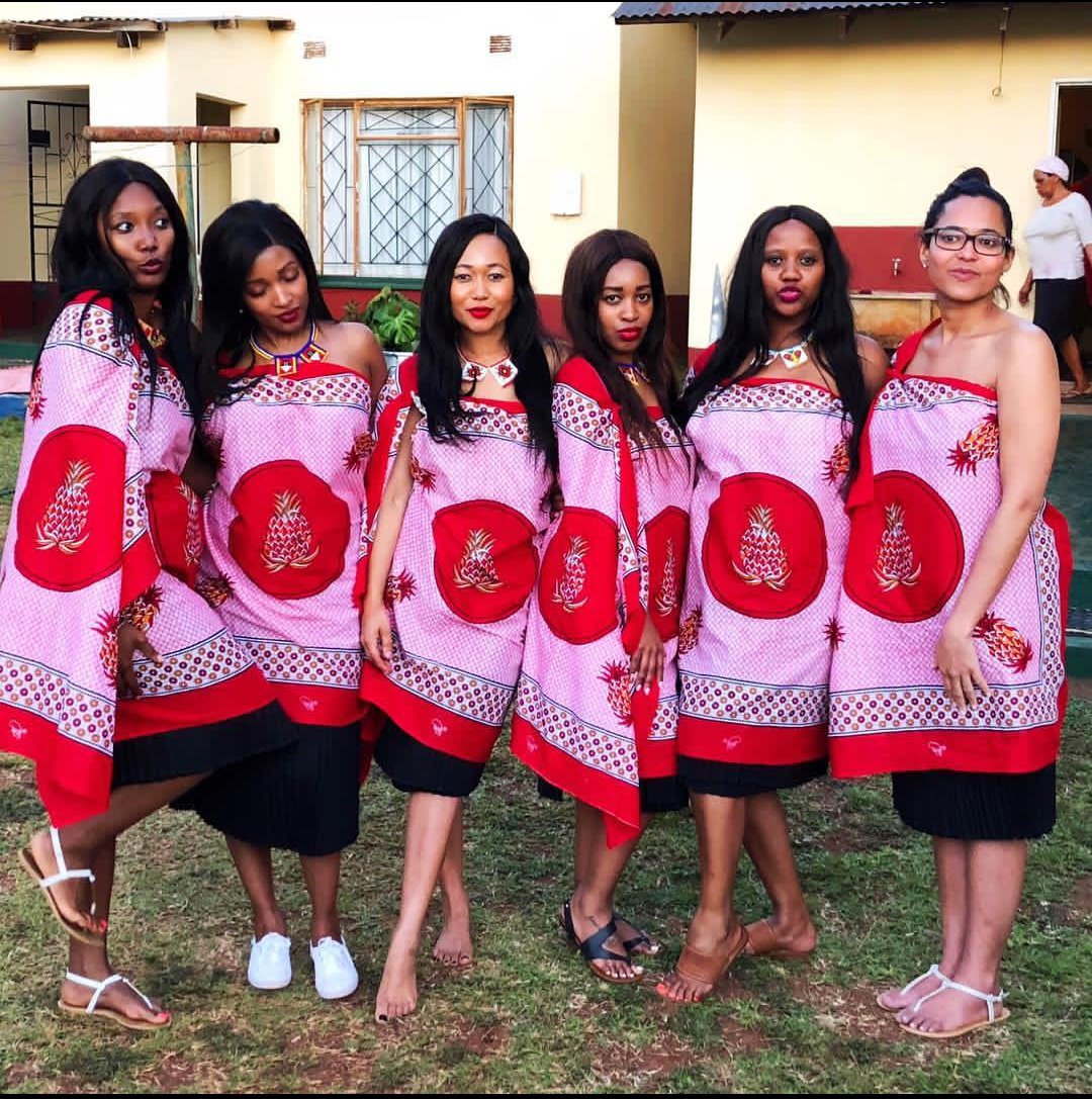 umhlangaswz's tweet image. All shades of beauty😍
Annette Dlamini and friends out and about
#swazibeauty #ligcabho