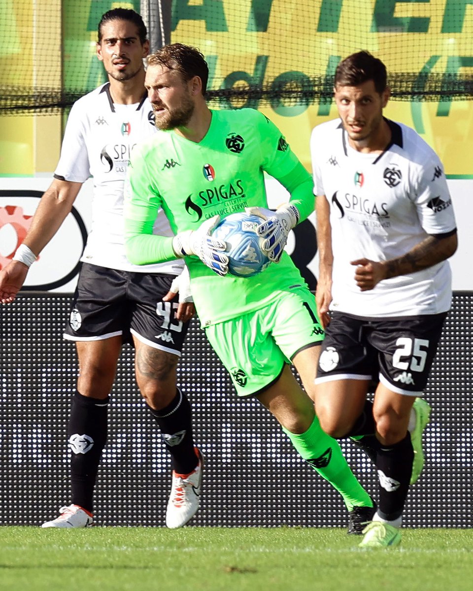 Zoet: "Mancata cattiveria in zona gol, ma stiamo crescendo molto”

📃🎥 bit.ly/3RSgsnK

#SpeziaPisa