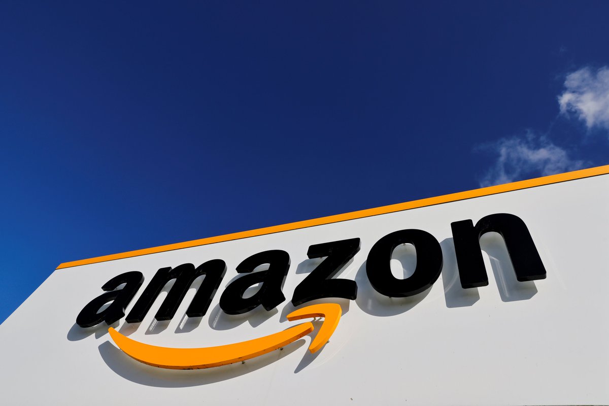 SoyKalil_'s tweet photo. Vamos a hablar de Amazon de nuevo hoy. 

He encontrado una nueva forma para que puedas ganar tus primeros euros sin mucho esfuerzo. 

Voy a presentarte el negocio de los ebooks escritos con la ayuda de la IA en 7 pasos.

- Hilo🧵- https://t.co/kfeHBodOZV