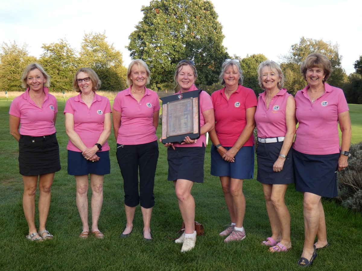 buckswomensgolf's tweet photo. Congratulations to @GolfCPGC for winning the Bucks Shield in a very tight match with @ChilternForest . Many thanks to @BurnhamBgolf  for hosting the Final. https://t.co/7xbfeUe1Hw