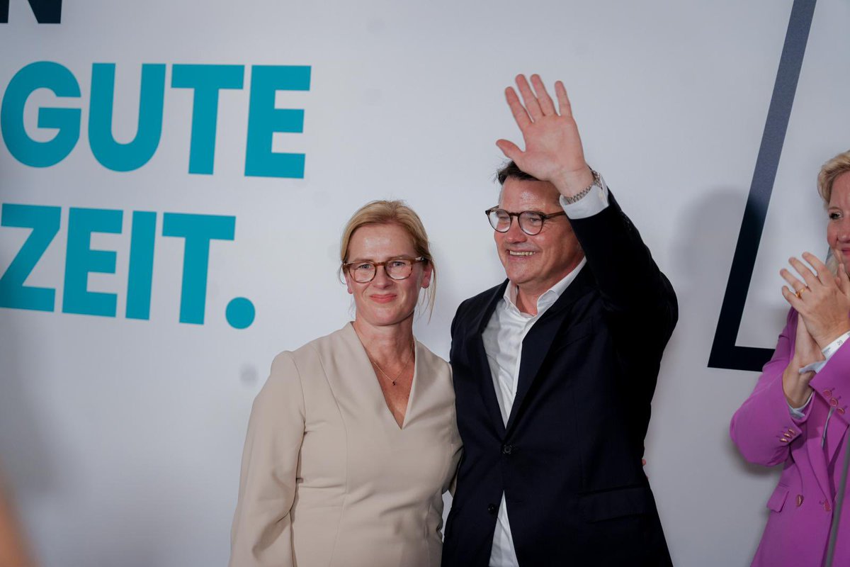 BorisRhein_cdu's tweet photo. Hessen hat gewählt. Vielen Dank für den überwältigenden Vertrauensbeweis an alle Wählerinnen und Wähler! Wir starten gemeinsam in eine gute neue Zeit und werden Hessen weiterführen. #hessenweiterführen https://t.co/s4vP4epU3x