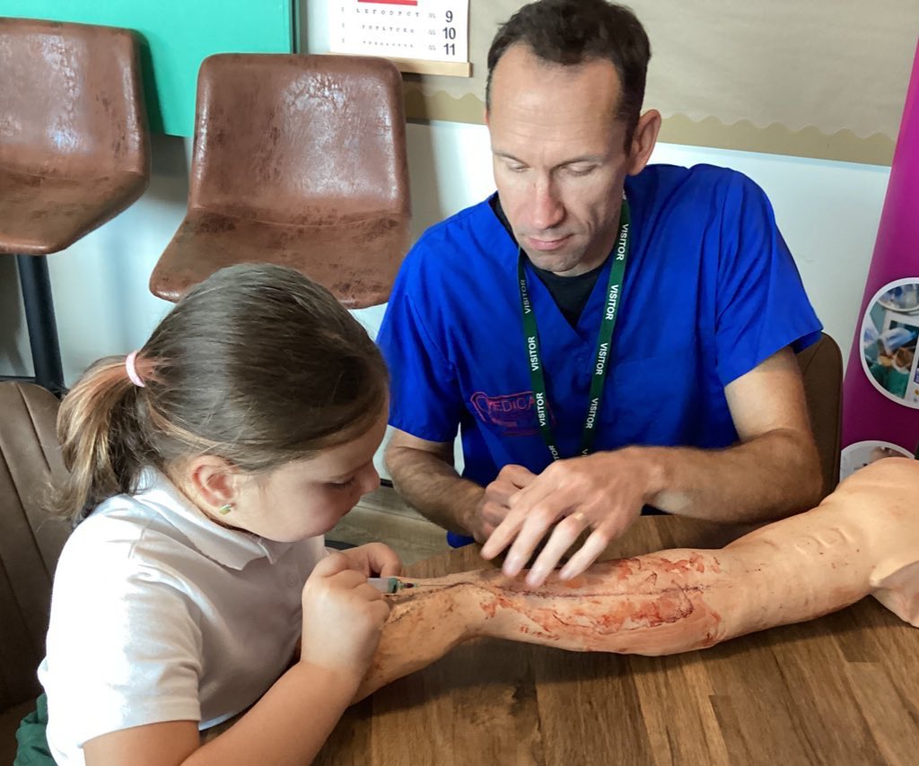 WillowtownPri's tweet photo. Year 4 enjoyed a brilliant visit from @MedicMavericks! As part of our theme ‘influences’, we’ve learned how influential the NHS and Aneurin Bevan are. What a fantastic way to introduce children to medical careers!🩺💉🩻 @EAS_STEM @bgstemproject #WPSstem #WillowtownWay4 https://t.co/G4tlAYdClU