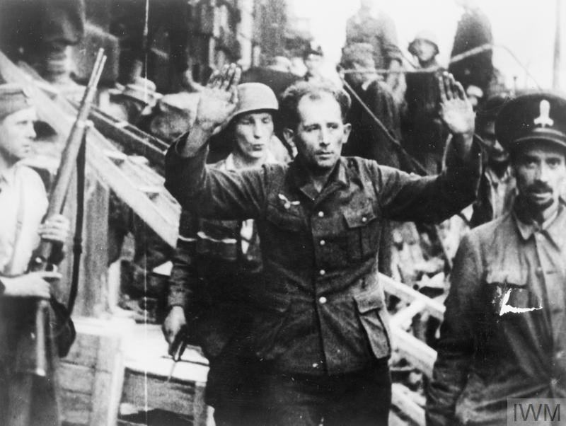PerroNoyNo's tweet photo. @jordanbpeterson You prefes you are a historian but tend to overlook history when it suites your $$$$.  How did you forget the Warsaw uprising when brave Jews confronted their opprosers who build a Wall to control them and called them TERRORIST. Today ISRAEL is the Oppressor of the PALESTINIANS https://t.co/jC7U2ekvrm