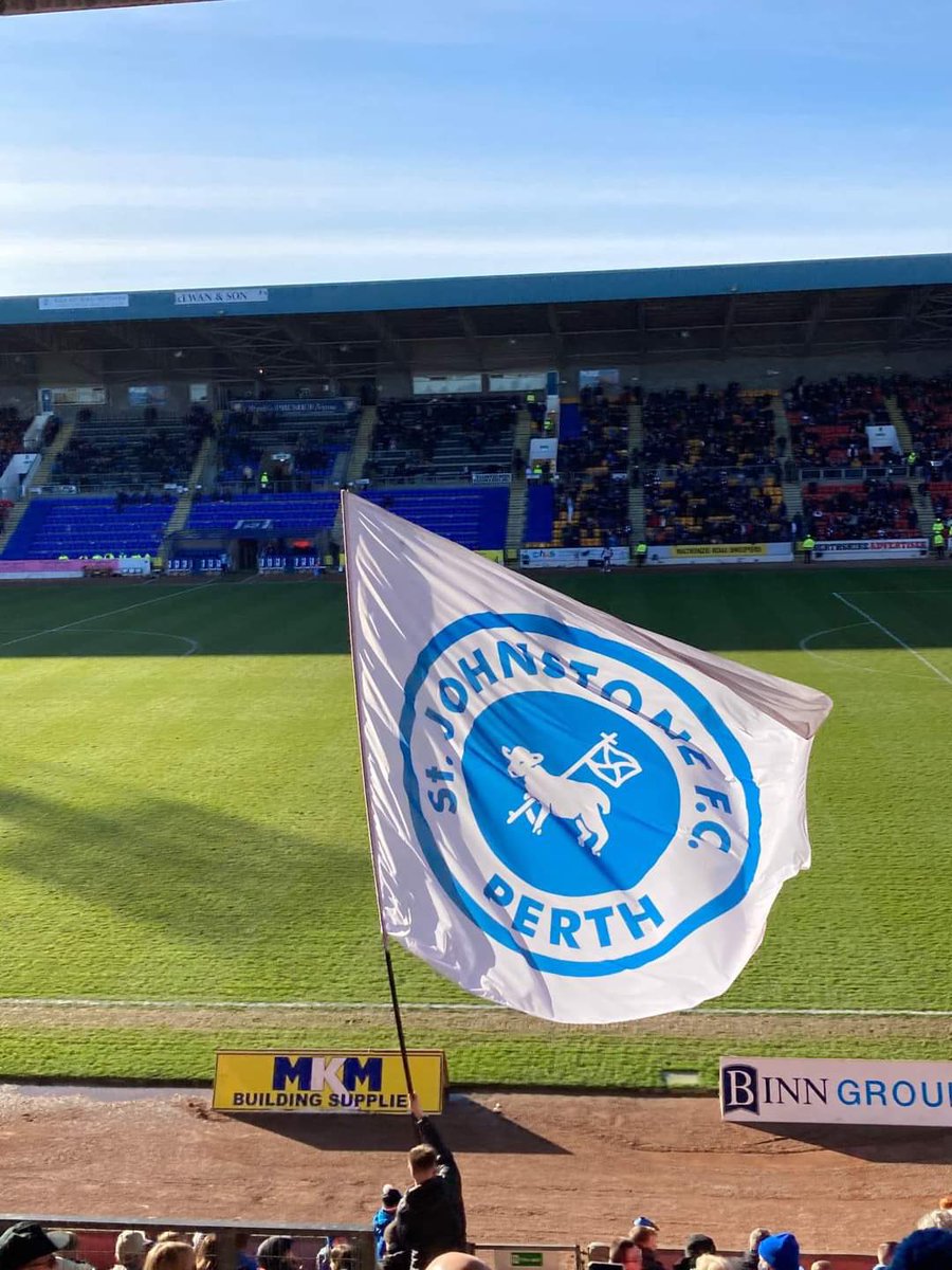 ‼️ ASSISTANCE REQUIRED! 

Any Saints fans still in Aberdeen travelling down to Perth this evening?  

Two Saints fans are looking for a lift home if possible please.  

Trains are off and they’ve reached the bus terminal to find that their bus has been cancelled.  

#SJFC