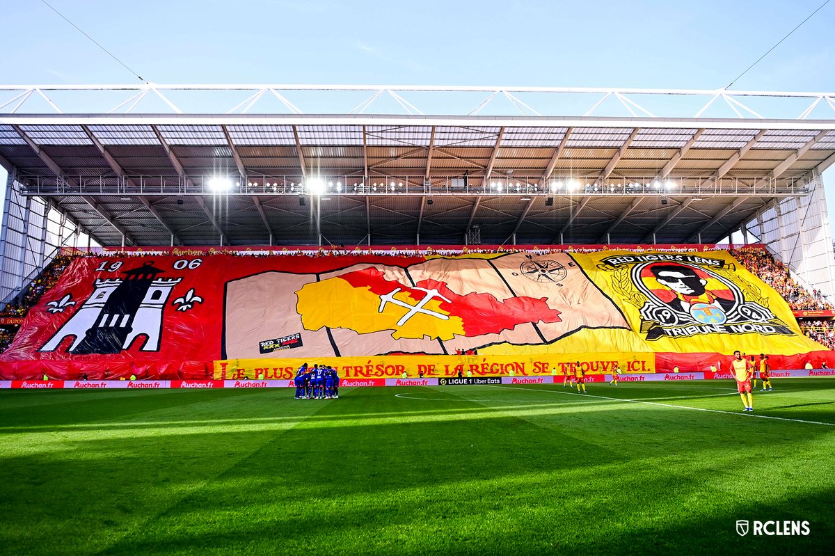 RCLens's tweet image. 𝕷𝖊 𝖕𝖑𝖚𝖘 𝖇𝖊𝖆𝖚 𝖙𝖗𝖊́𝖘𝖔𝖗 𝖉𝖊 𝖑𝖆 𝖗𝖊́𝖌𝖎𝖔𝖓 𝖘𝖊 𝖙𝖗𝖔𝖚𝖛𝖊 𝖎𝖈𝖎. ❤️💛

#FierDEtreLensois #RCLLOSC