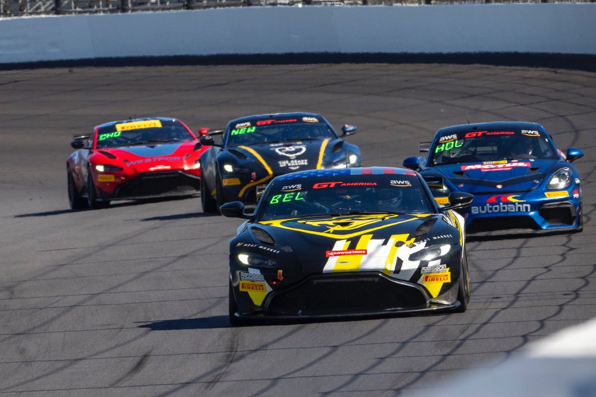 .@JasonBellGTS2 finally secures his 2nd @gt_america_ crown as well as @FlyingLizard_MS GT4 Team crown after nail biting season finale from @IMS 
the-advantage.org/2023/10/bell-f…