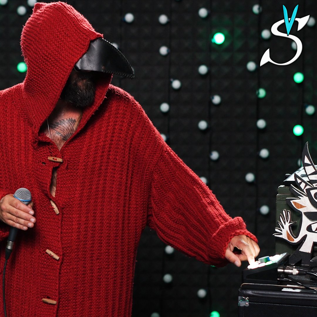 savo_kostic's tweet image. • Uskoro vam donosimo još jedan #session, nešto drugačiji od svih koje smo do sada snimili.
• #KaliFatDub dobro poznato ime na regionalnoj #dub sceni je bio gost našeg studija.
• Snimci će biti objavljeni na našem YT kanalu #Šapat.