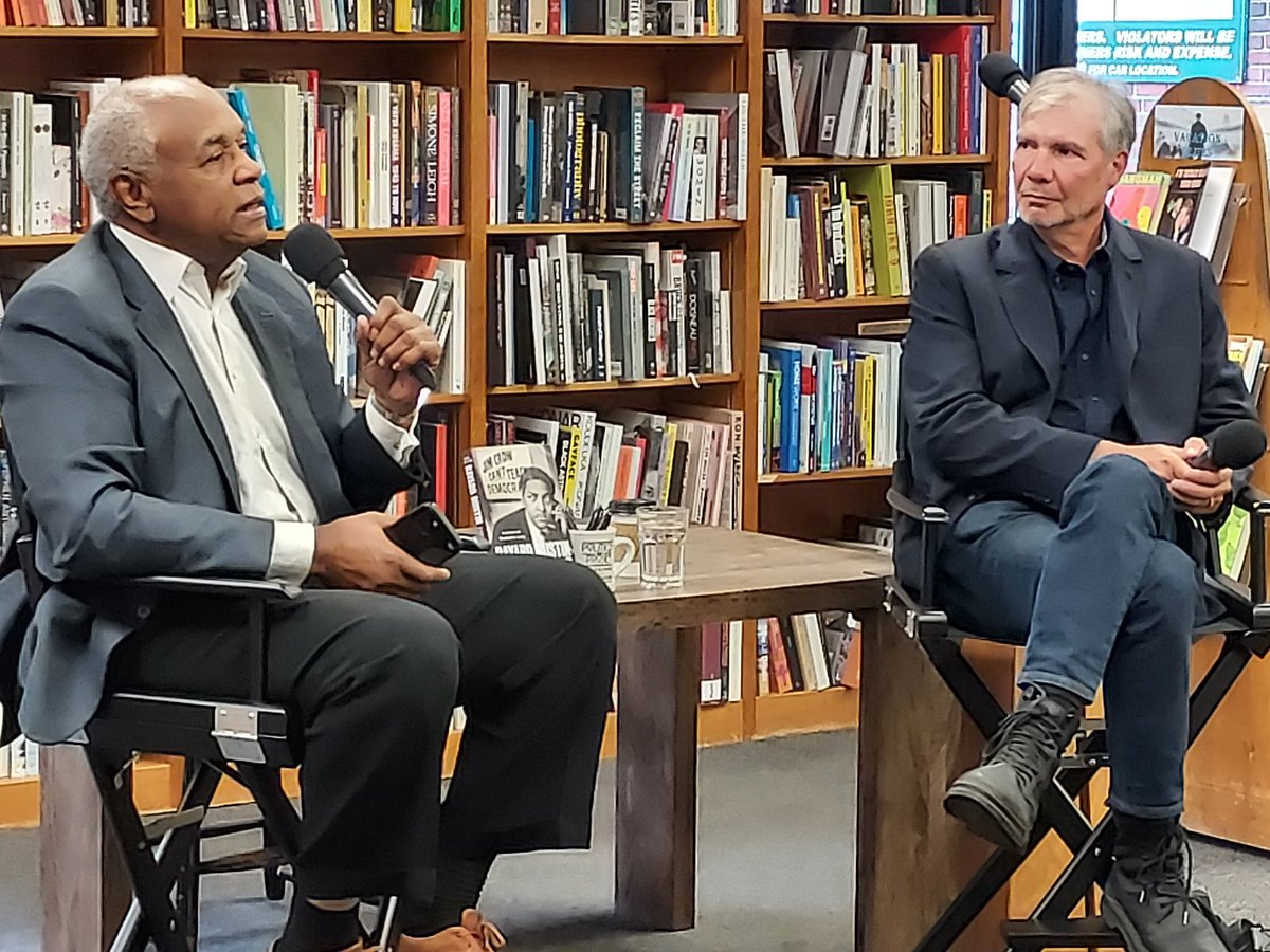 DStone2RC's tweet photo. Enjoying #CourtlandCox and @MichaelGLong2 talking about #BayardRustin @PoliticsProse https://t.co/CgNIs1I4IQ