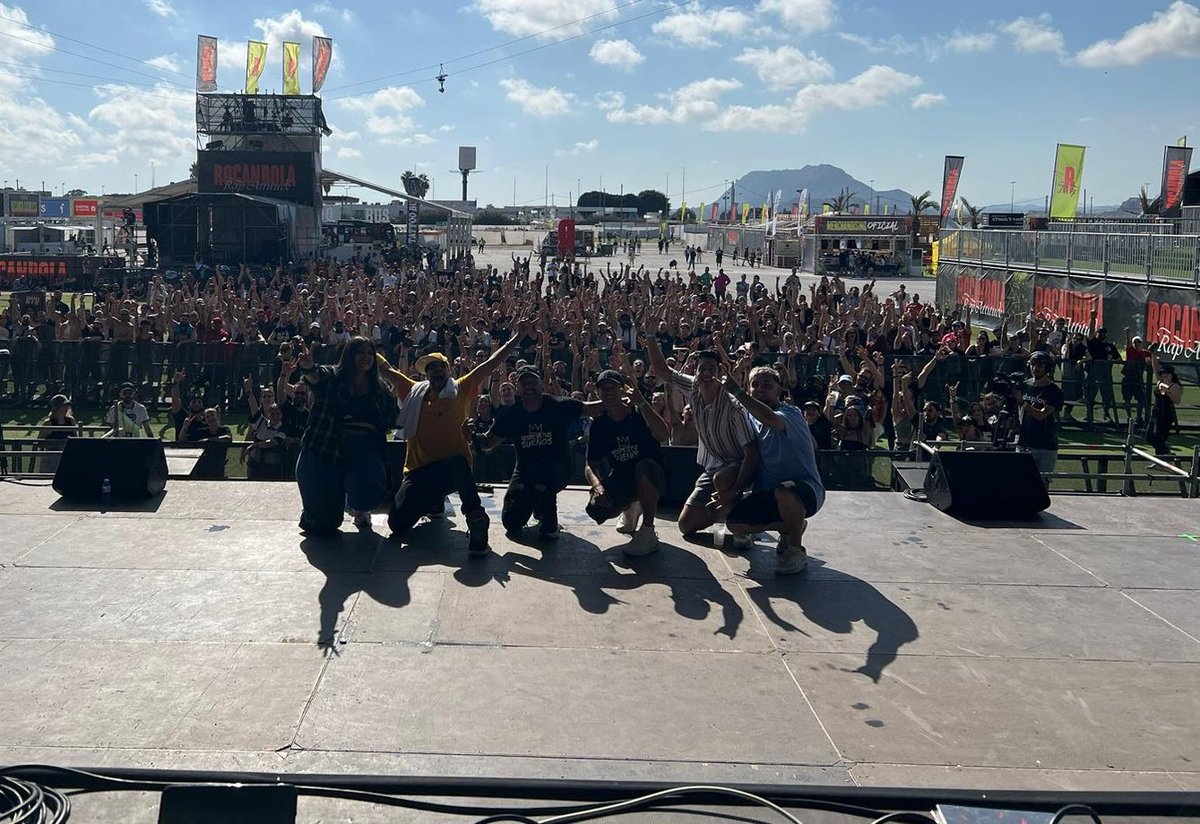 Ayer abriendo el @festivalrocanrola junto a @locusduokie  , un calor del carajo , sudando como pollos y ahí está el mejor público del 🌍 .. 

🔥 GRACIAS A TODOS LOS QUE ESTUVISTEIS AHÍ 😘 SOIS MUUUUUY GRANDES 🔥

#festivalrocanrola #locus #duokie
#festival #2023 #djlexmerk