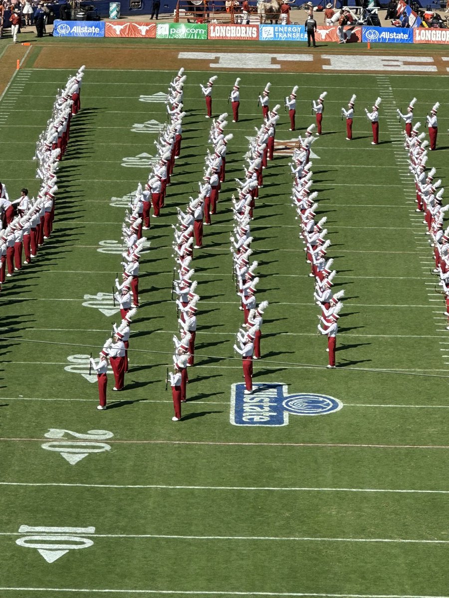 stevebullard's tweet photo. Venables finally got our defense lined up right. Now, can he fix the band? #ISaidWhatISaid https://t.co/pf8PURJAIx