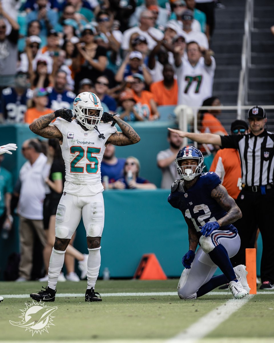 MiamiDolphins's tweet photo. FLE❌ https://t.co/jfBwThieCQ