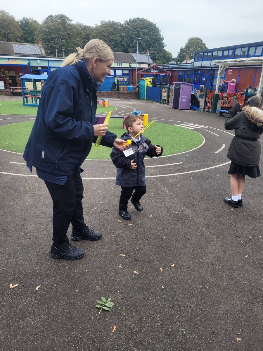 Mrs McDermott tweet media