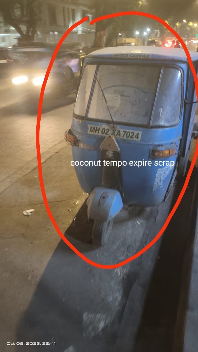 mk9651341's tweet photo. #Illegalhawkersshop 
This is a vegetable shop which is run illegally and they have a car which is expired and is scrap in which they keep the daily goods and park it there for years  car number is MH04EB.6980
PLEASE  IMMEDIATELY ACTION REQUIREMENT 🙏 and second coconut shop https://t.co/Zzu2pO0WVs