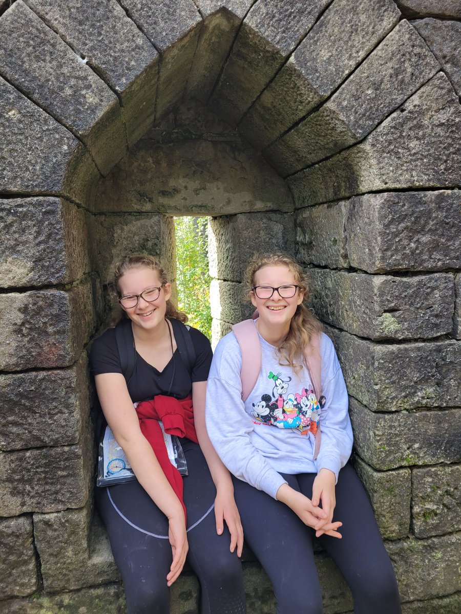 FirstHindley's tweet photo. Big congrats to #1sthindley Scouts and Explorers for completing 20 miles over two days, raising money to help Group running costs. Was their first time walking that kind of distance, so well done, proud of you 🚶‍♂️🥾🥾 #scouts https://t.co/RmAzz6KjTb