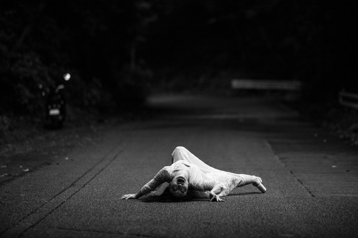 妄想心霊写真展 とは、ちぇんちぇん(@airi_miyata)が様々な