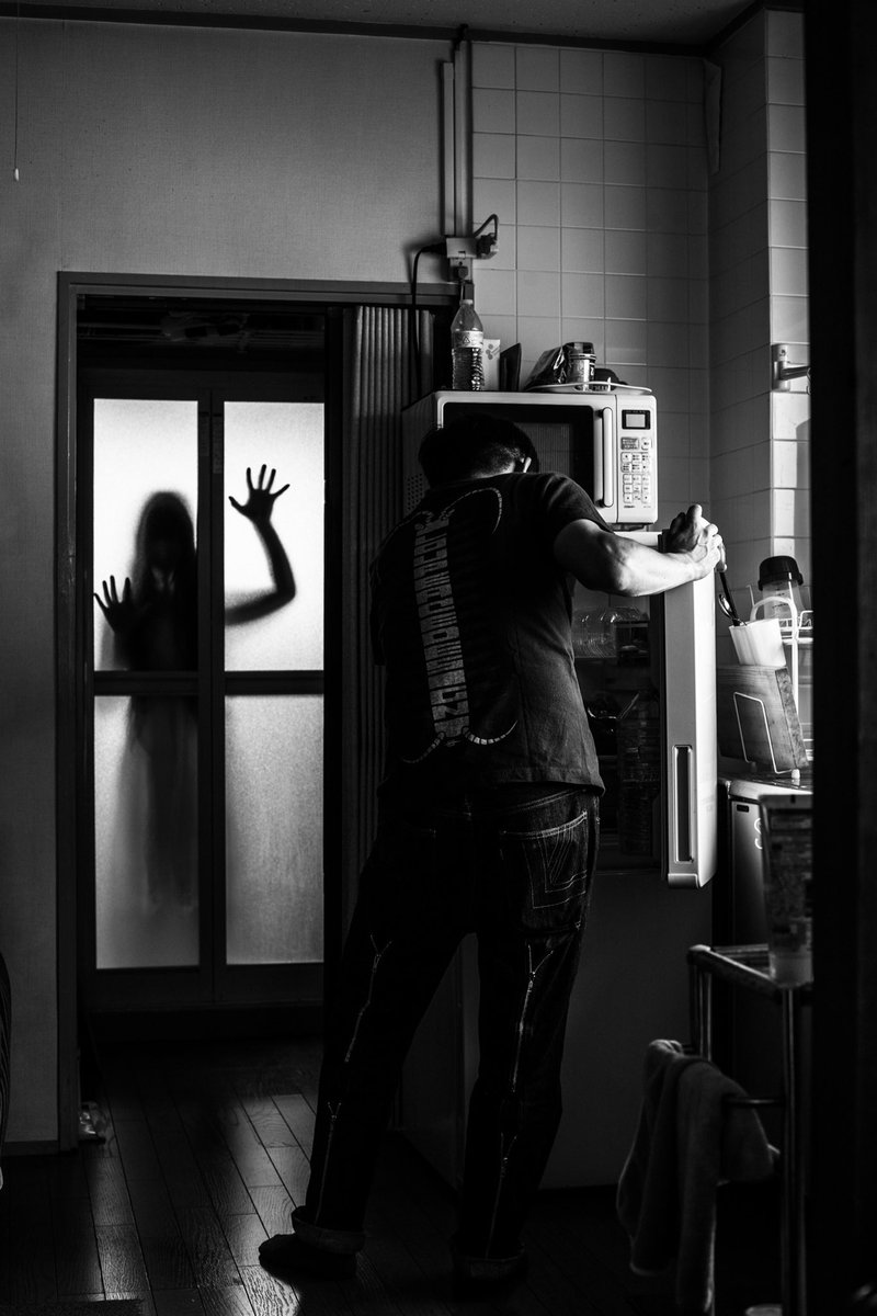 妄想心霊写真展 とは、ちぇんちぇん(@airi_miyata)が様々な