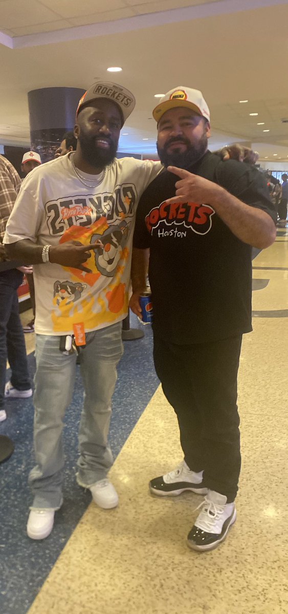 Great to see me bro <a href="/hardbodykiotti/">IG: HardbodyKiotti</a> 🤘🏼🤘🏼#Rockets